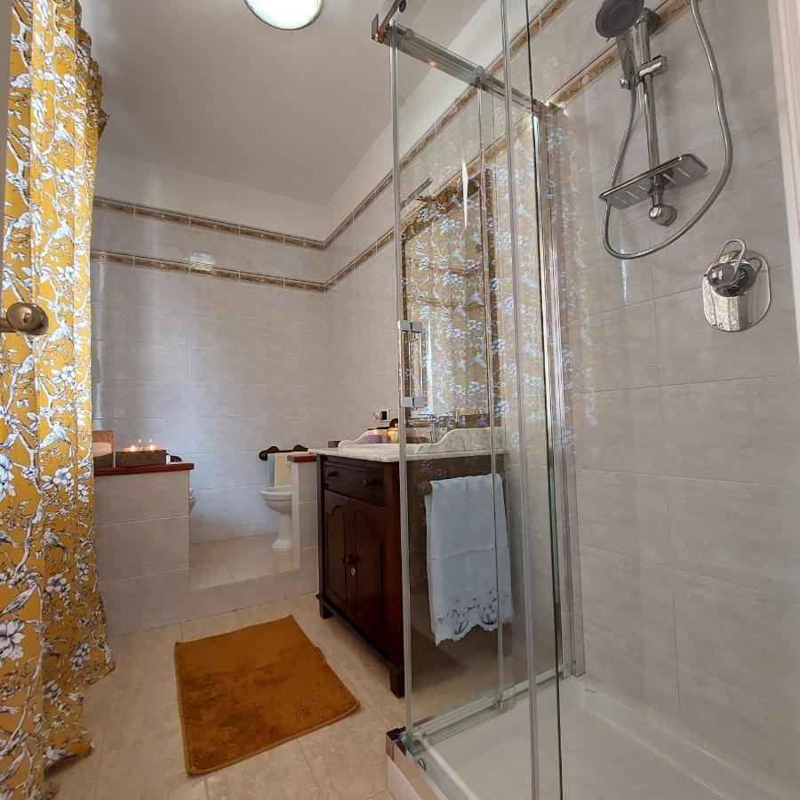 ヌマーナ Aura Relais Bed & Breakfast エクステリア 写真