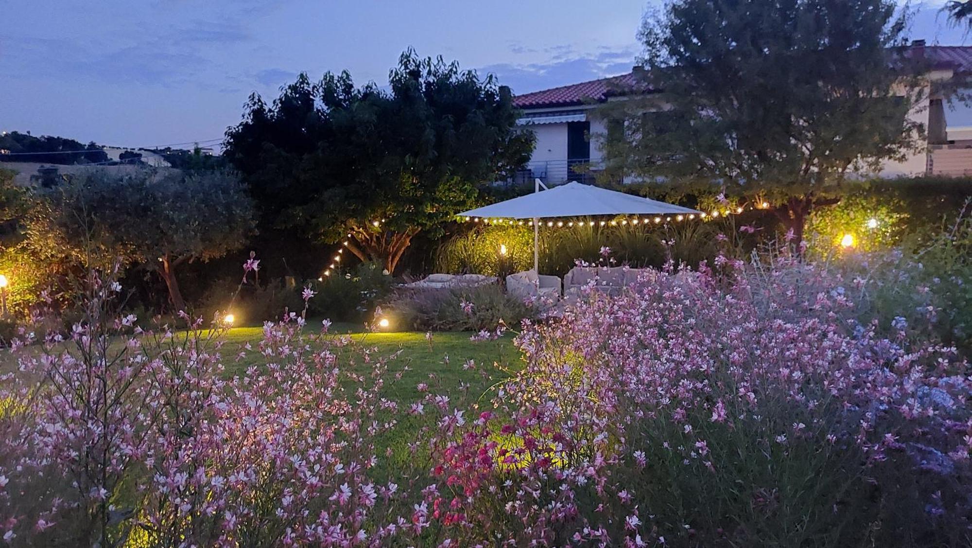 ヌマーナ Aura Relais Bed & Breakfast エクステリア 写真